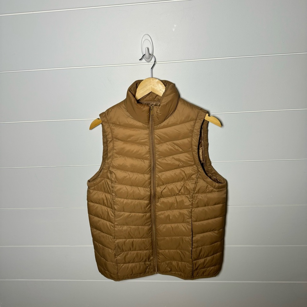 Women's Tan Puffer Vest